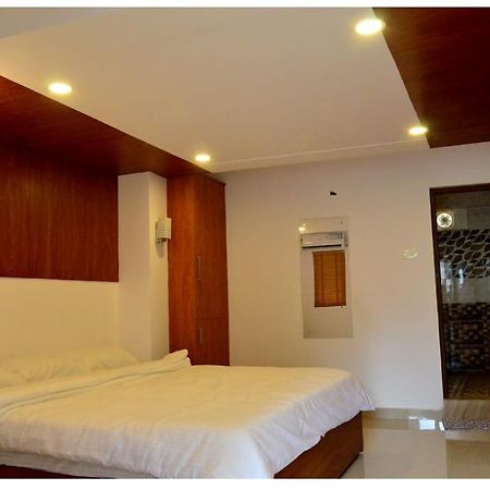 Hotel Magnet Maraiyur Bagian luar foto
