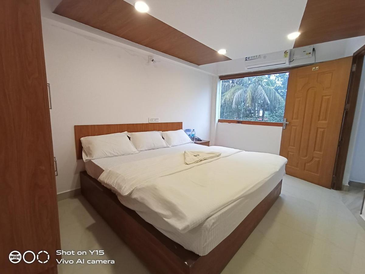 Hotel Magnet Maraiyur Bagian luar foto
